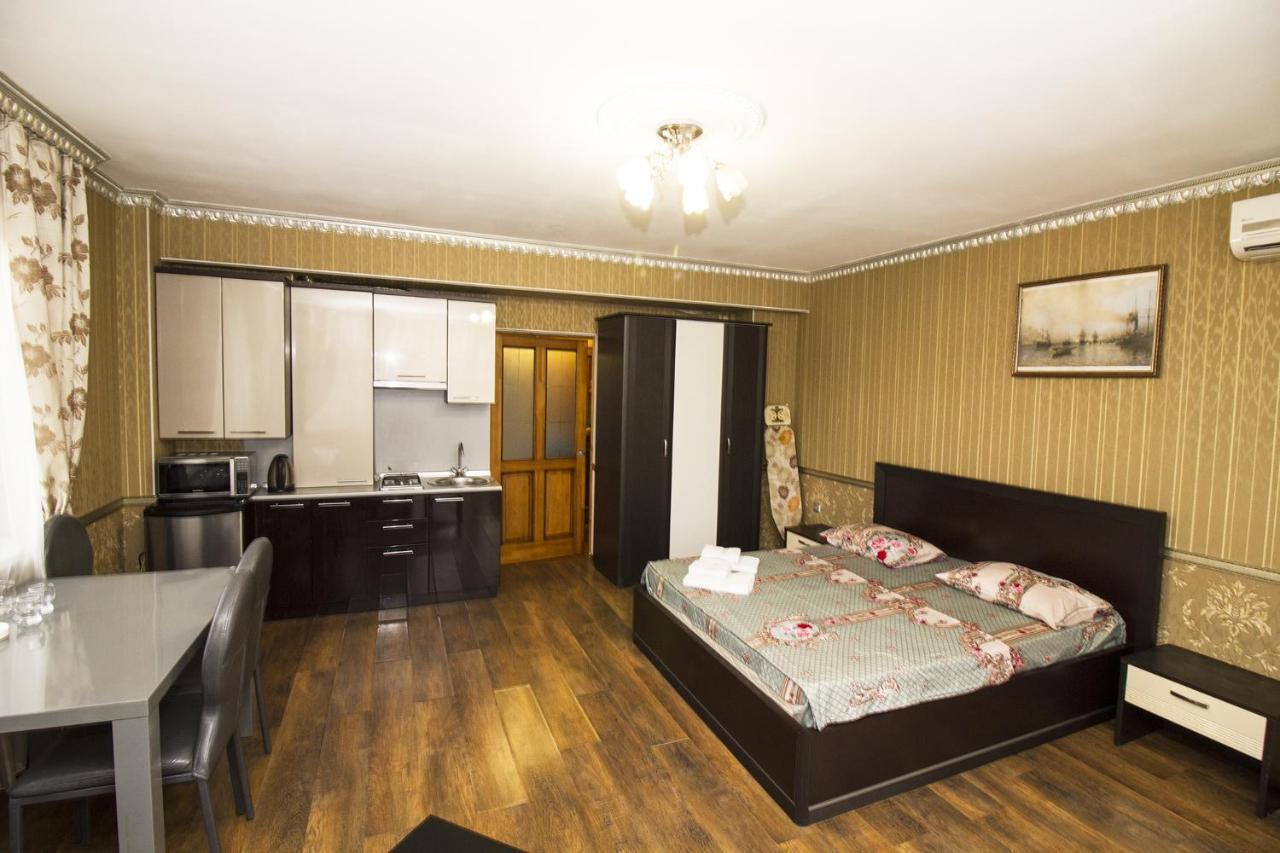 Apartment Pervomayskaya 15 Pyatigorsk Esterno foto