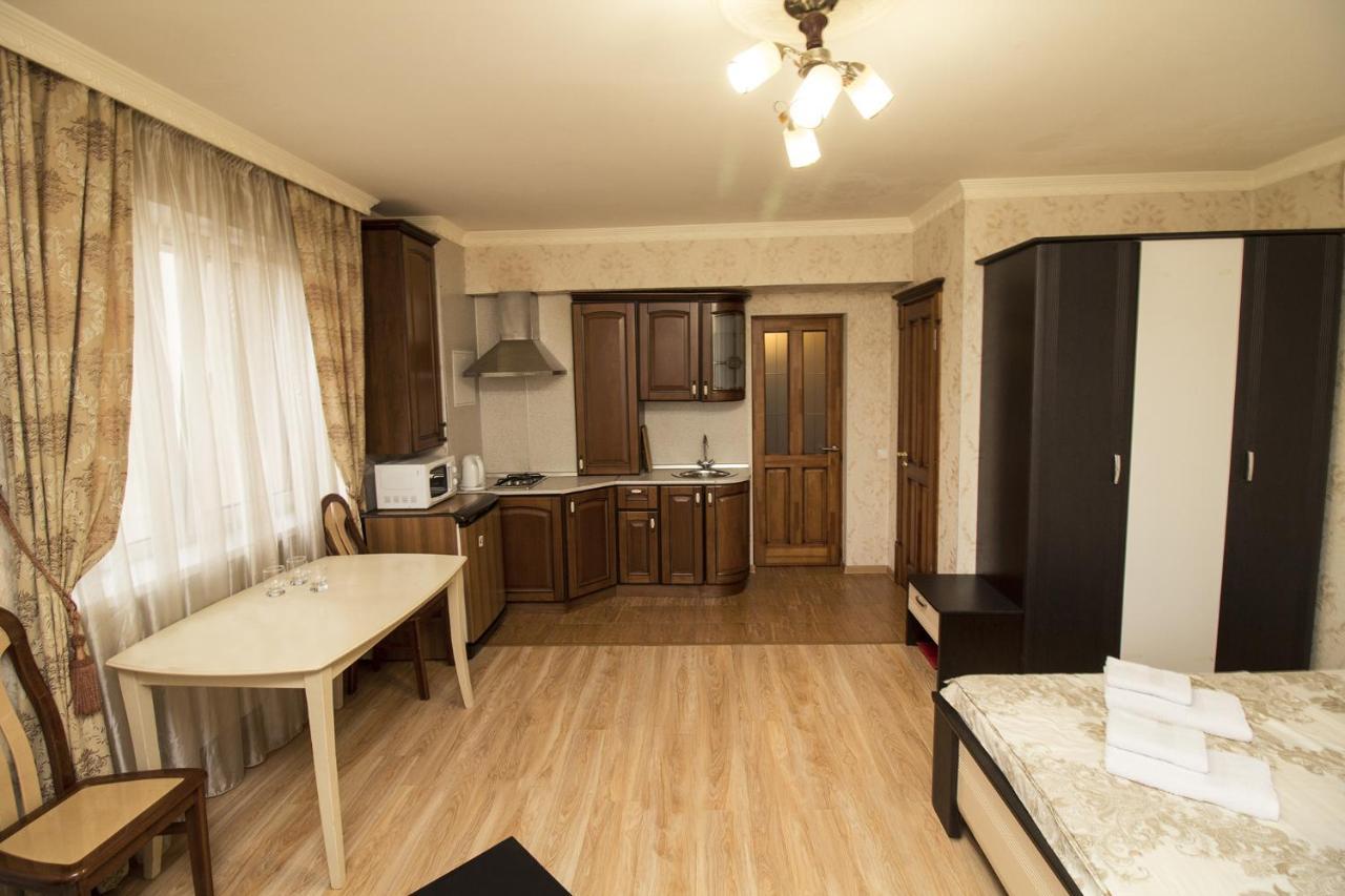 Apartment Pervomayskaya 15 Pyatigorsk Esterno foto